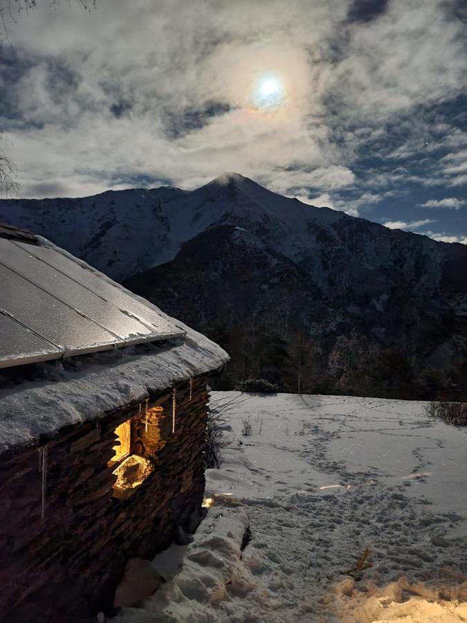 Hotel Bordes Pirineu, Costuix Areu Zewnętrze zdjęcie